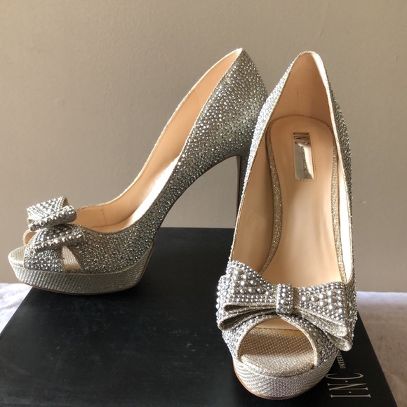 INC Vernaa2gld pumps - Picture 5 of 6